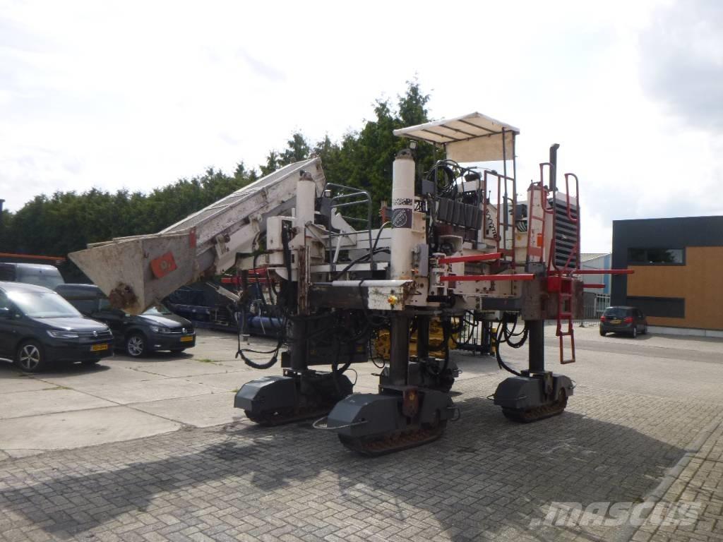 Wirtgen SP250 Mašine za betonsku galanteriju