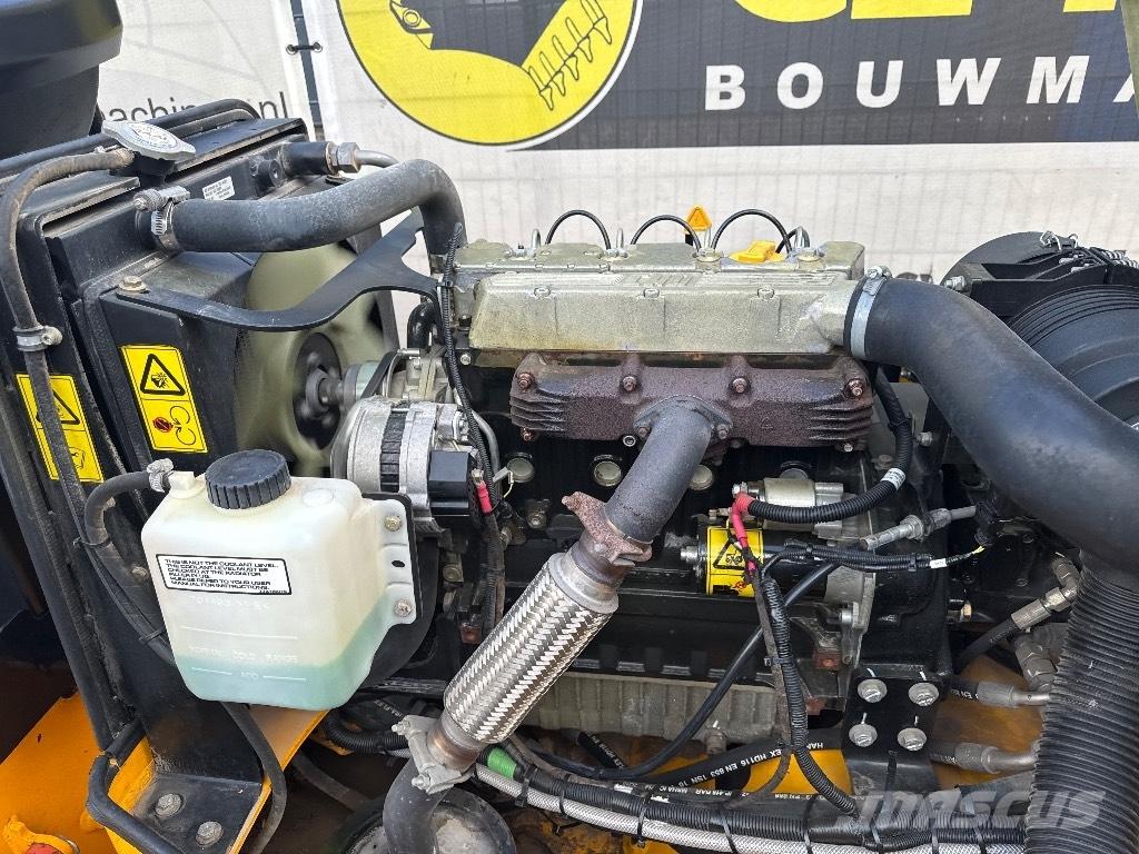 JCB VMT 430-130 Valjci sa duplim bubnjem