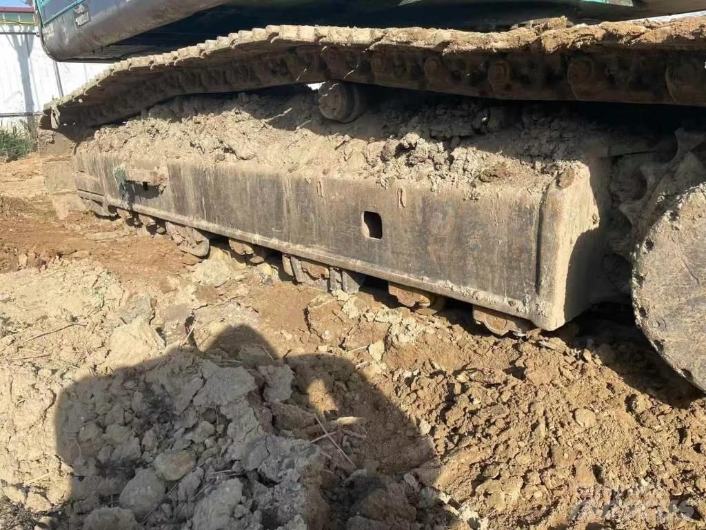 Kobelco SK 200-8 Bageri guseničari