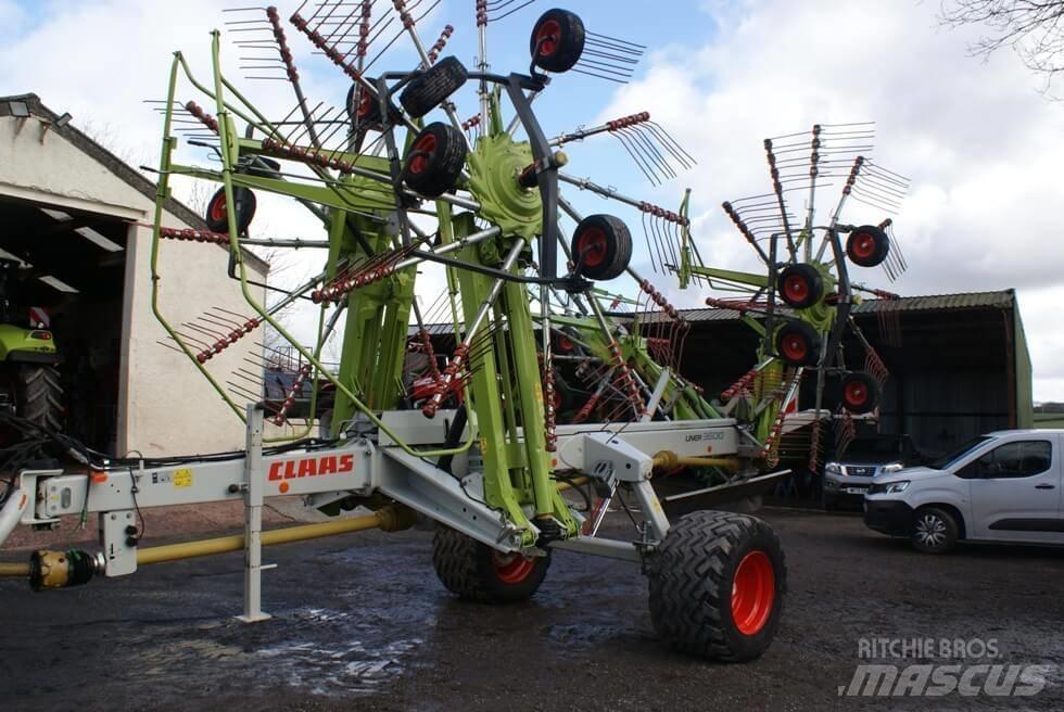 CLAAS Liner 3600 Okretači i sakupljači sena