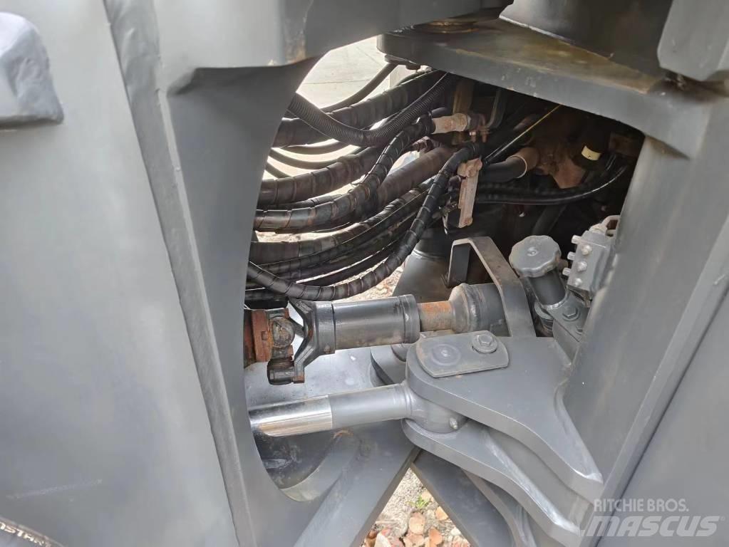 Komatsu WA 470 Utovarivači na točkove