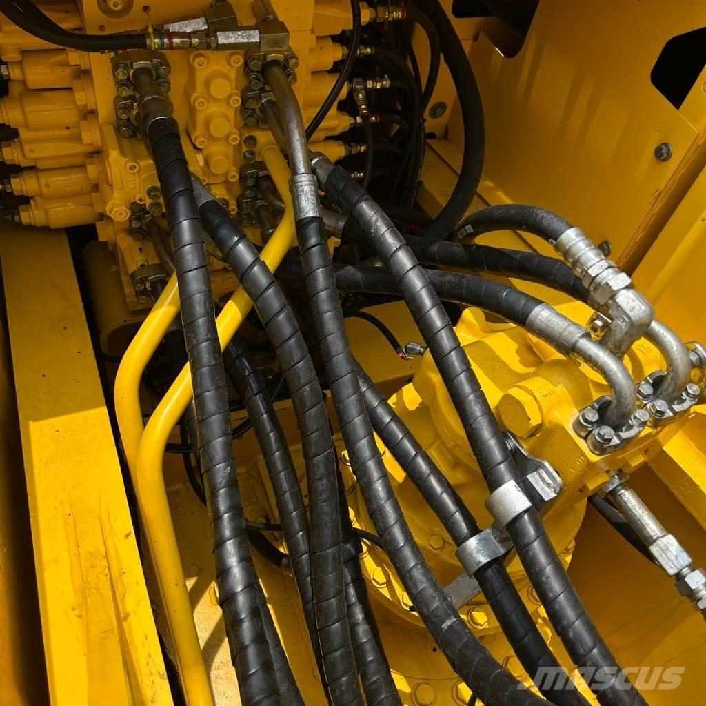 Komatsu 220-8 Bageri guseničari