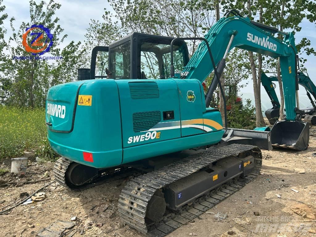 Sunward SWE 90 Midi bageri 7t – 12t