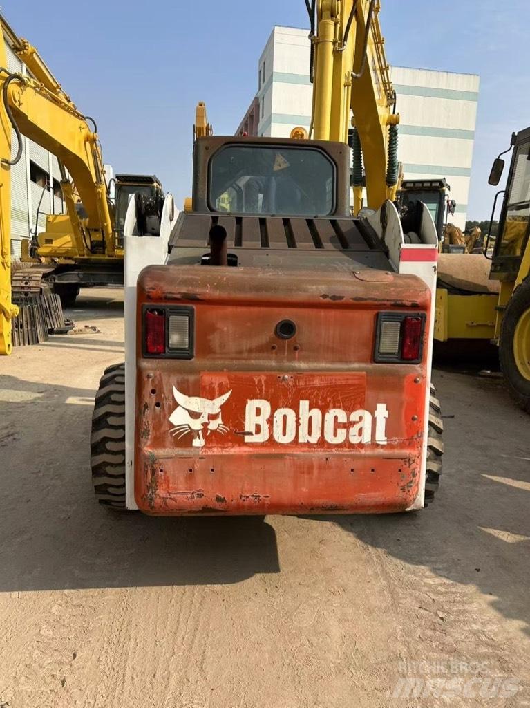 Bobcat S 220 Skid steer mini utovarivači