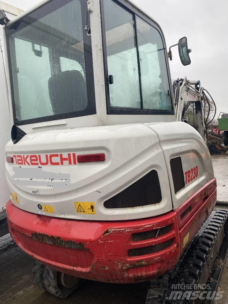 Takeuchi TB 230 Mini bageri < 7t