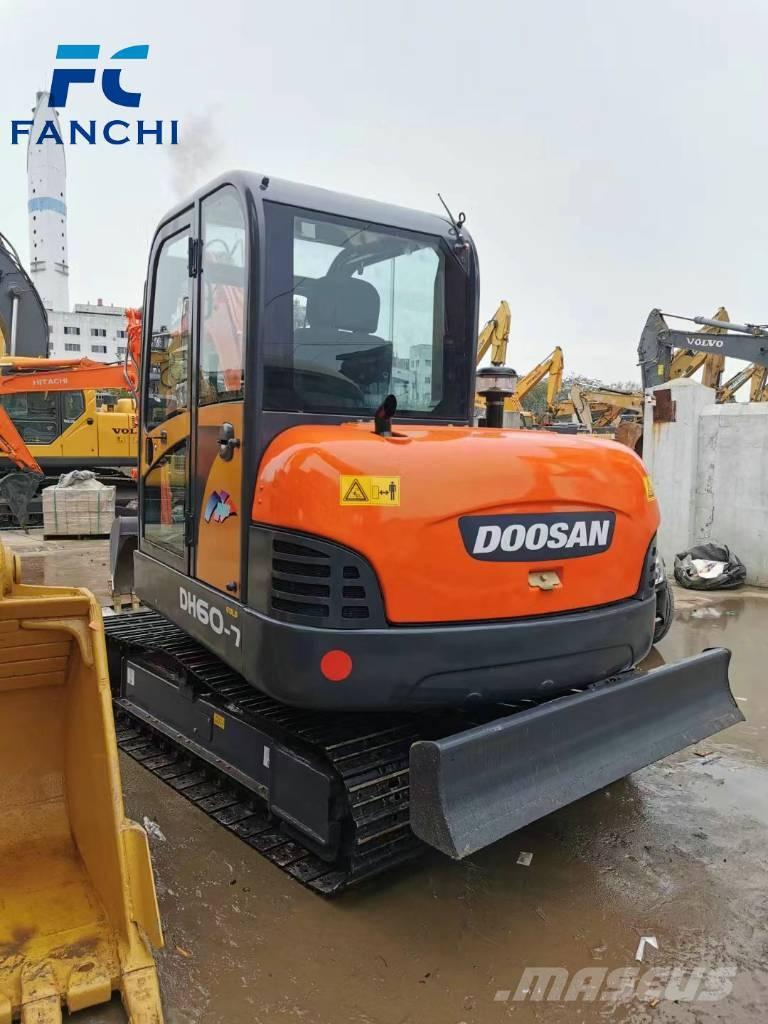 Doosan DH 60-7 Mini bageri < 7t