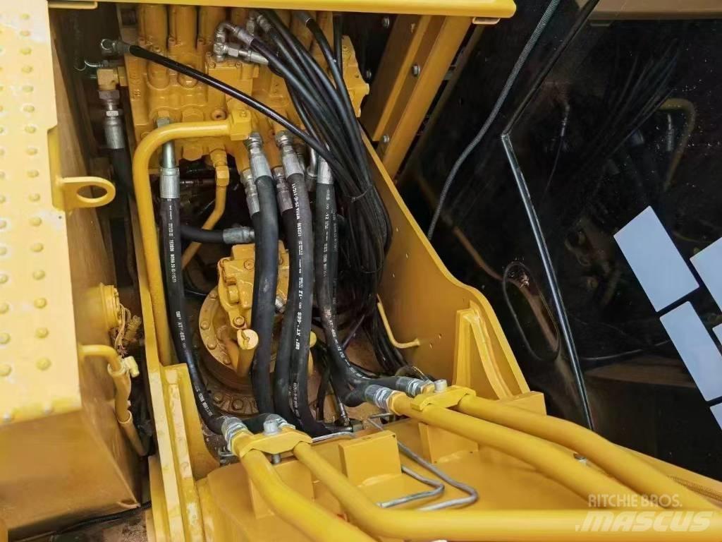 CAT 313GC Bageri guseničari