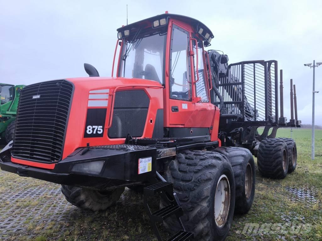 Komatsu 875 Forvarderi