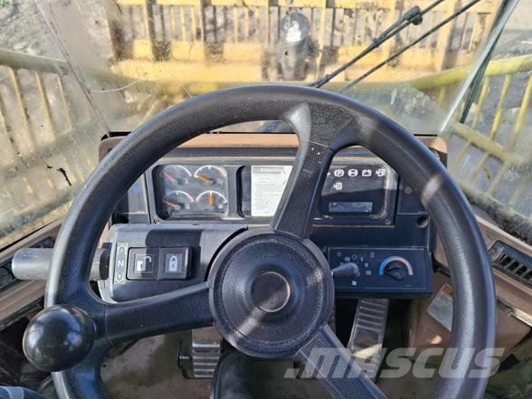 CAT 816 F Nabijači zemlje