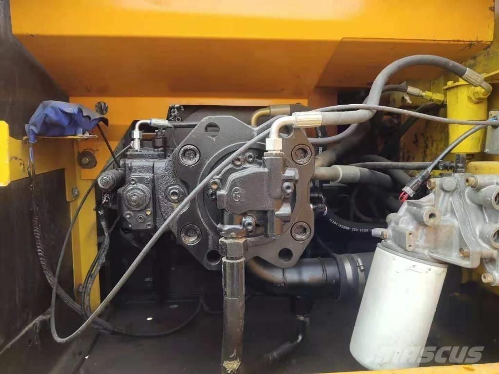 Sany SY 215 C-9 Bageri guseničari