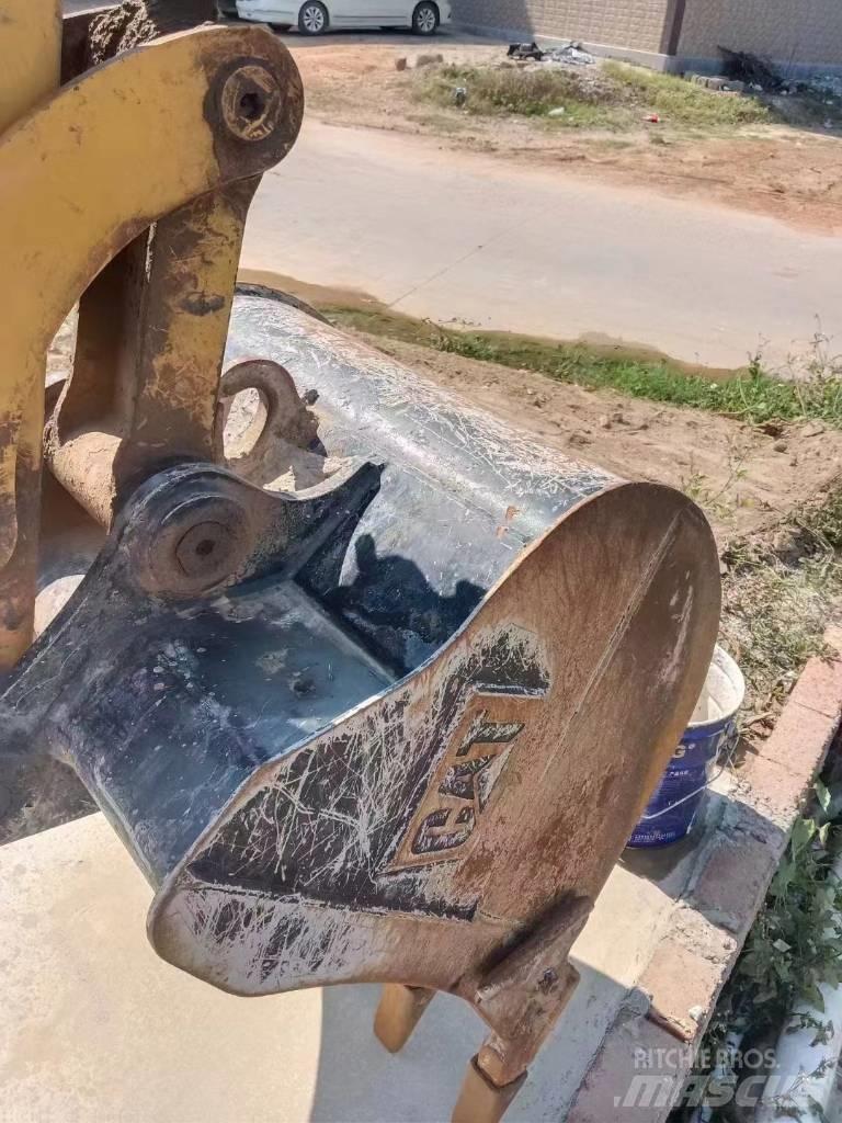 CAT 305.5 E2 Mini bageri < 7t