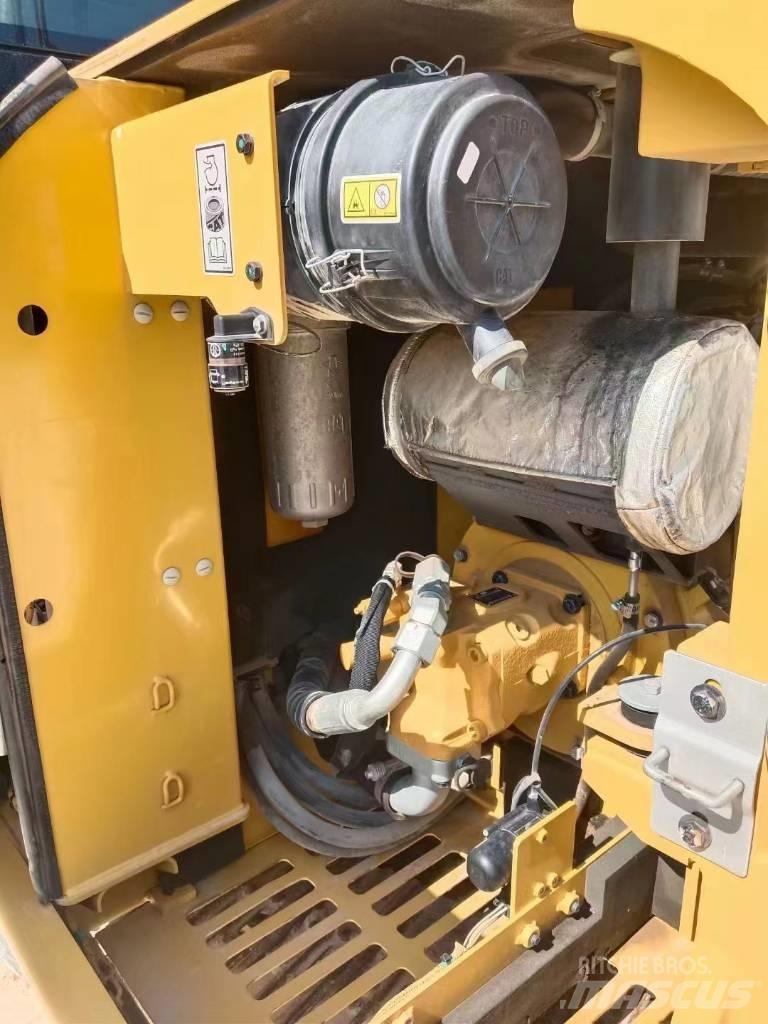CAT 305.5 E2 Mini bageri < 7t