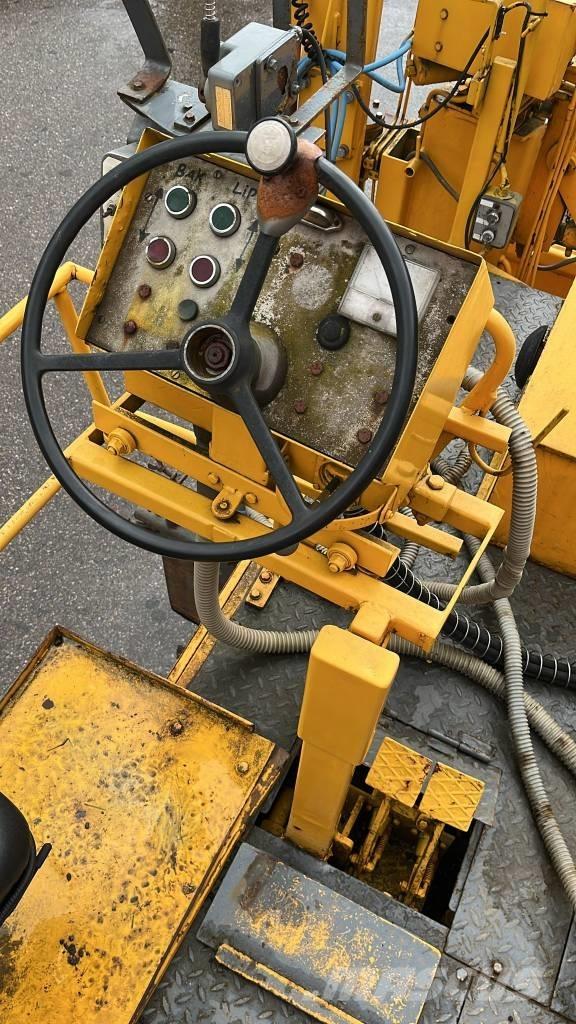 Demag SF 120 P Asfaltni finišeri