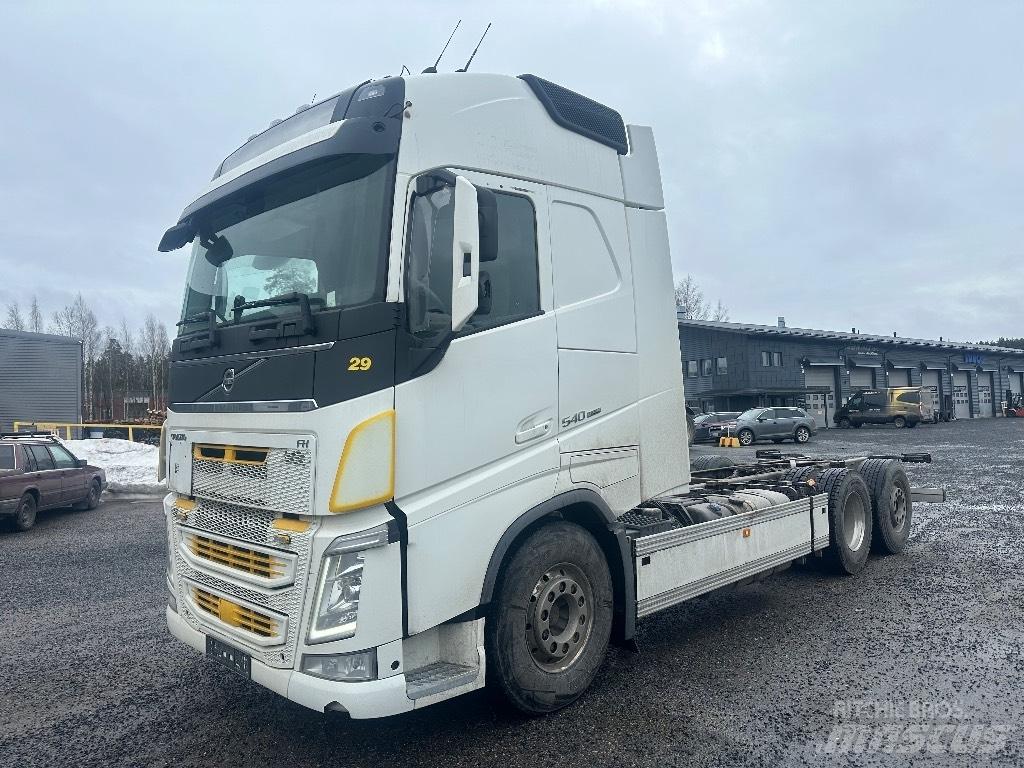 Volvo FH13 540 6x2*4 Kamioni-šasije