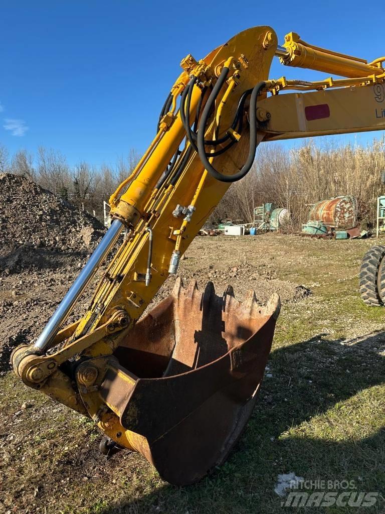 Liebherr 902 Bageri točkaši