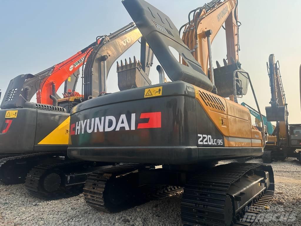Hyundai R220LC-9S Bageri guseničari