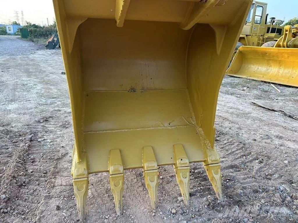 CAT 330 D L Bageri guseničari
