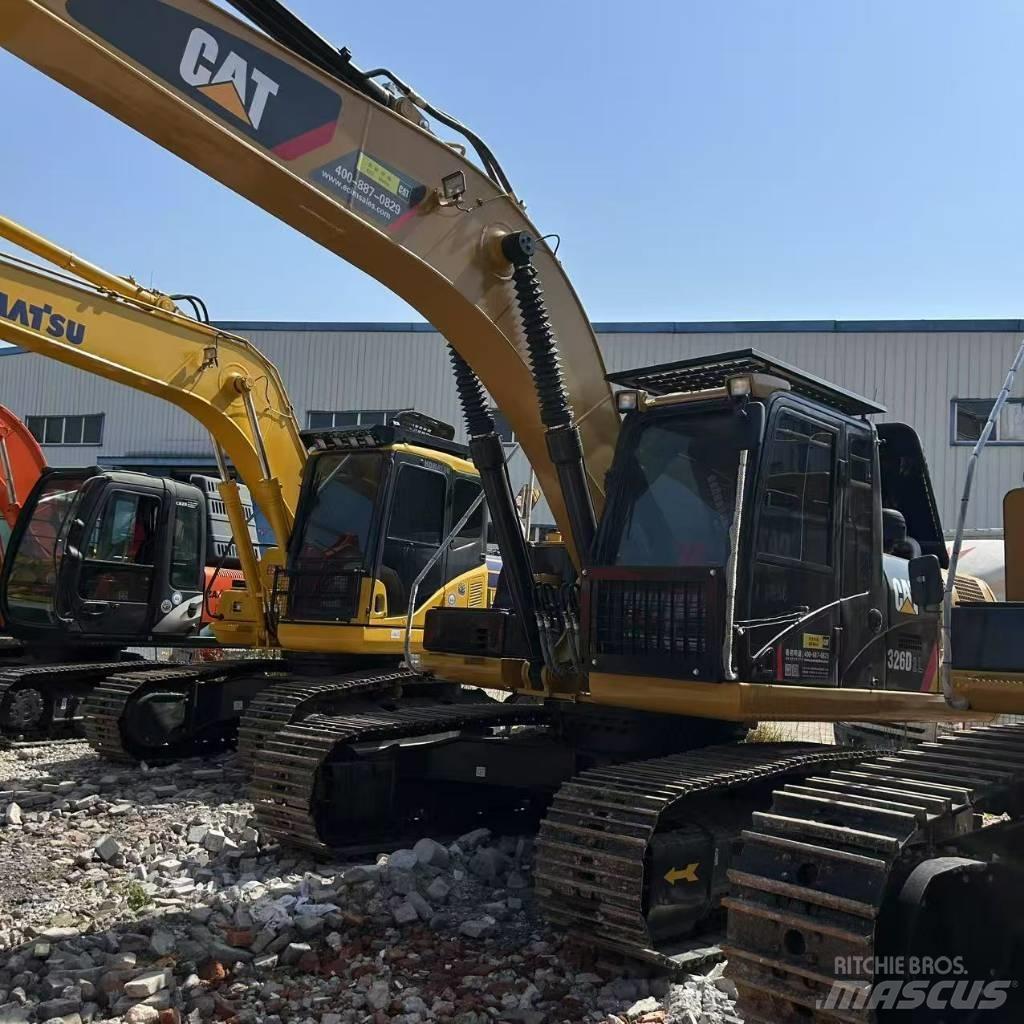 CAT 326D2L Bageri guseničari