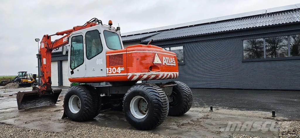 Atlas 1304 Bageri točkaši