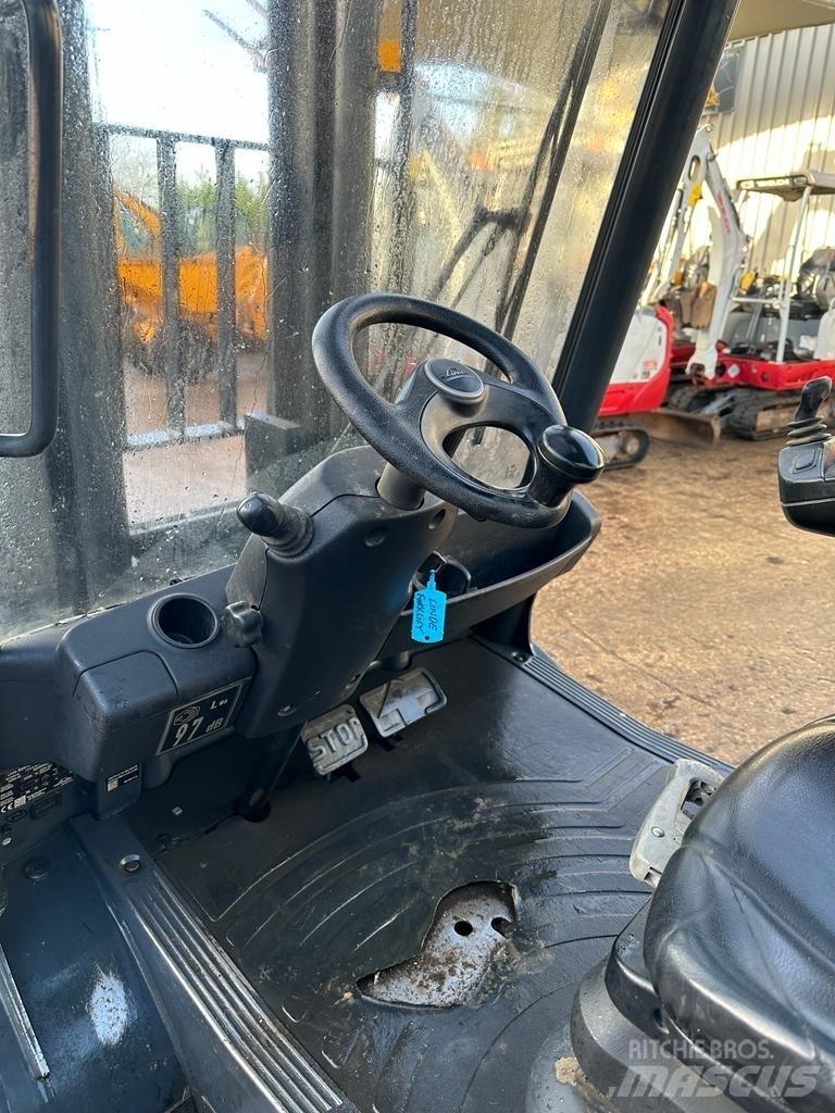 Linde H 35 D Dizelski viljuškari