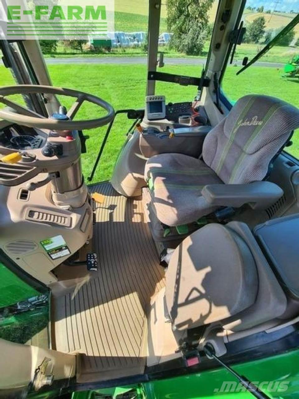 John Deere 7430 Traktori