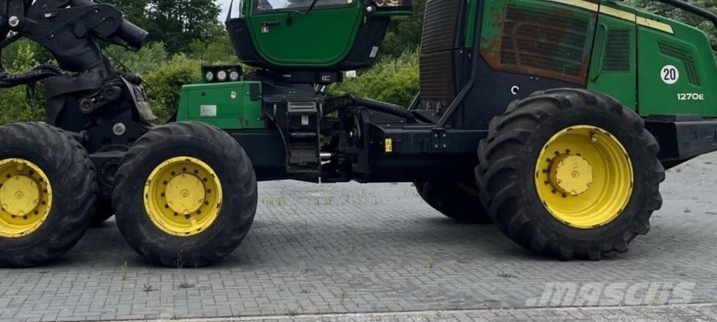 John Deere 1270 E Harversteri