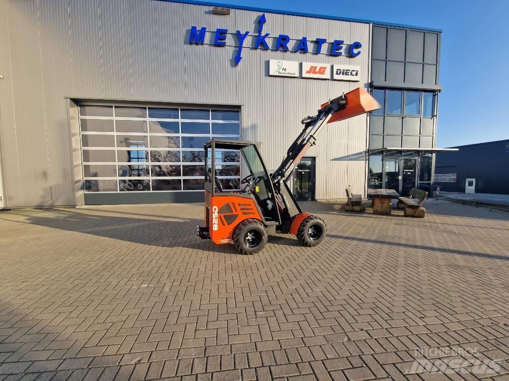 Cast Loaders 825D Teleskopski viljuškari