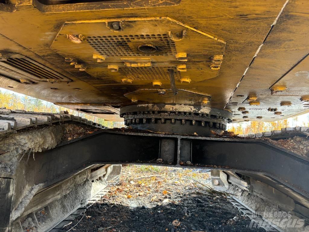 CAT 320 D FM Mašine za kleščenje grane stabla