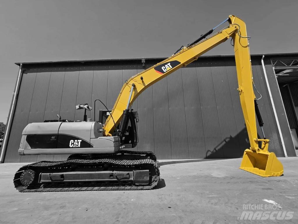 CAT 320E 18m Set Utovarne korpe