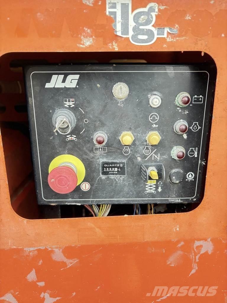 JLG 260 mrt Makazaste platforme