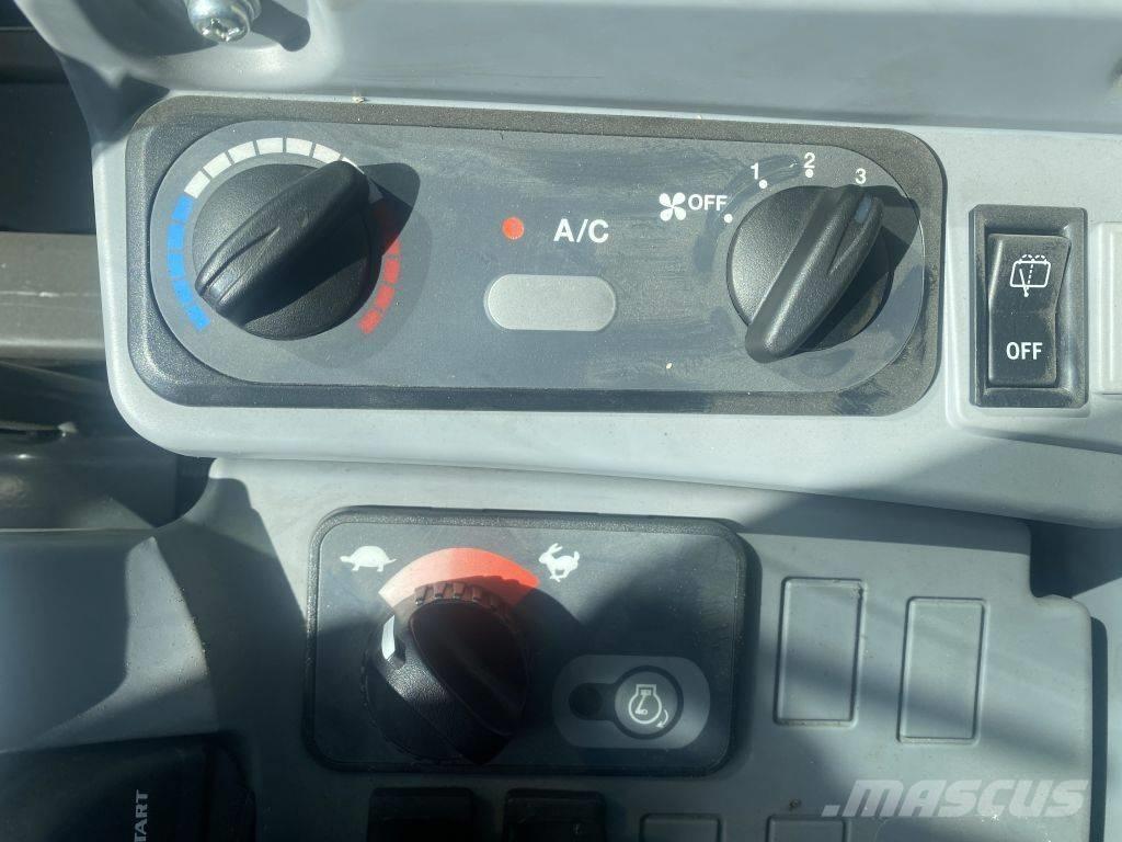 Kubota KX 163-5 Bageri guseničari