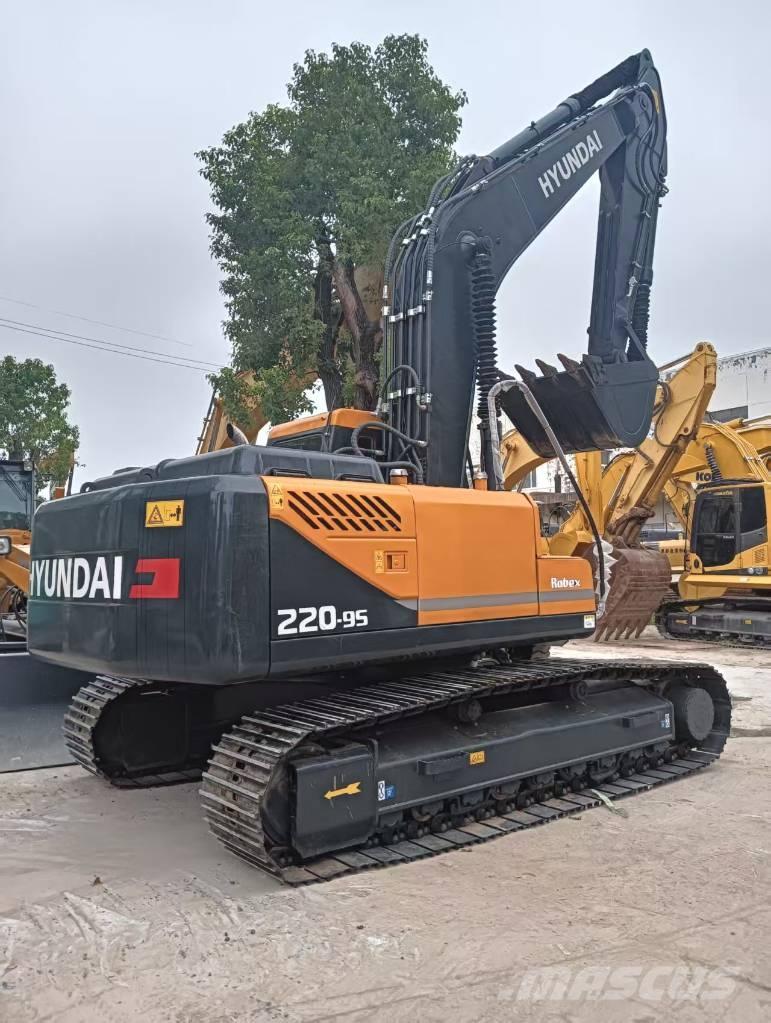 Hyundai 220 LC-9S Bageri guseničari