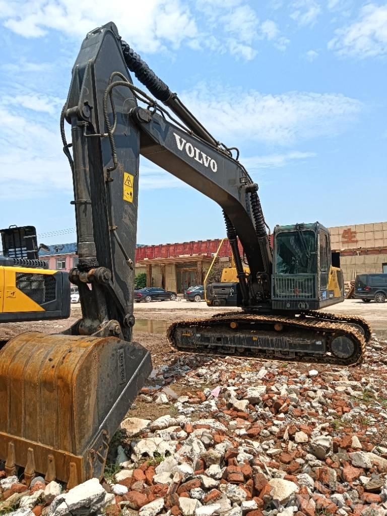 Volvo EC 240 Bageri guseničari
