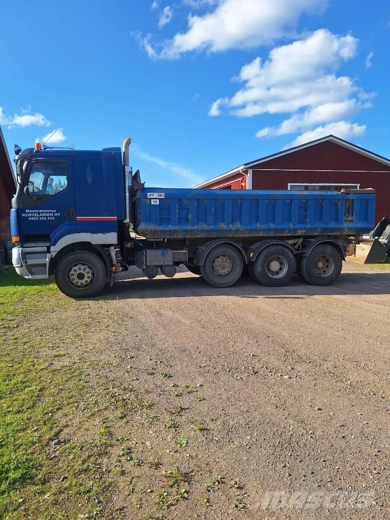 Sisu E12 Kiperi kamioni