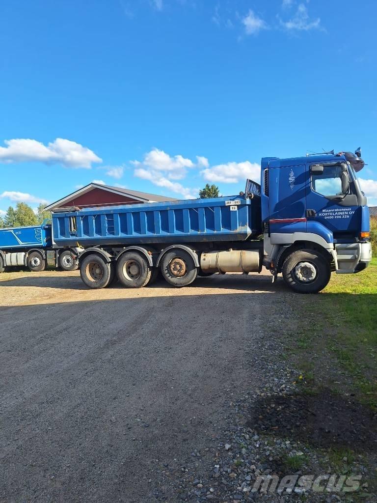 Sisu E12 Kiperi kamioni