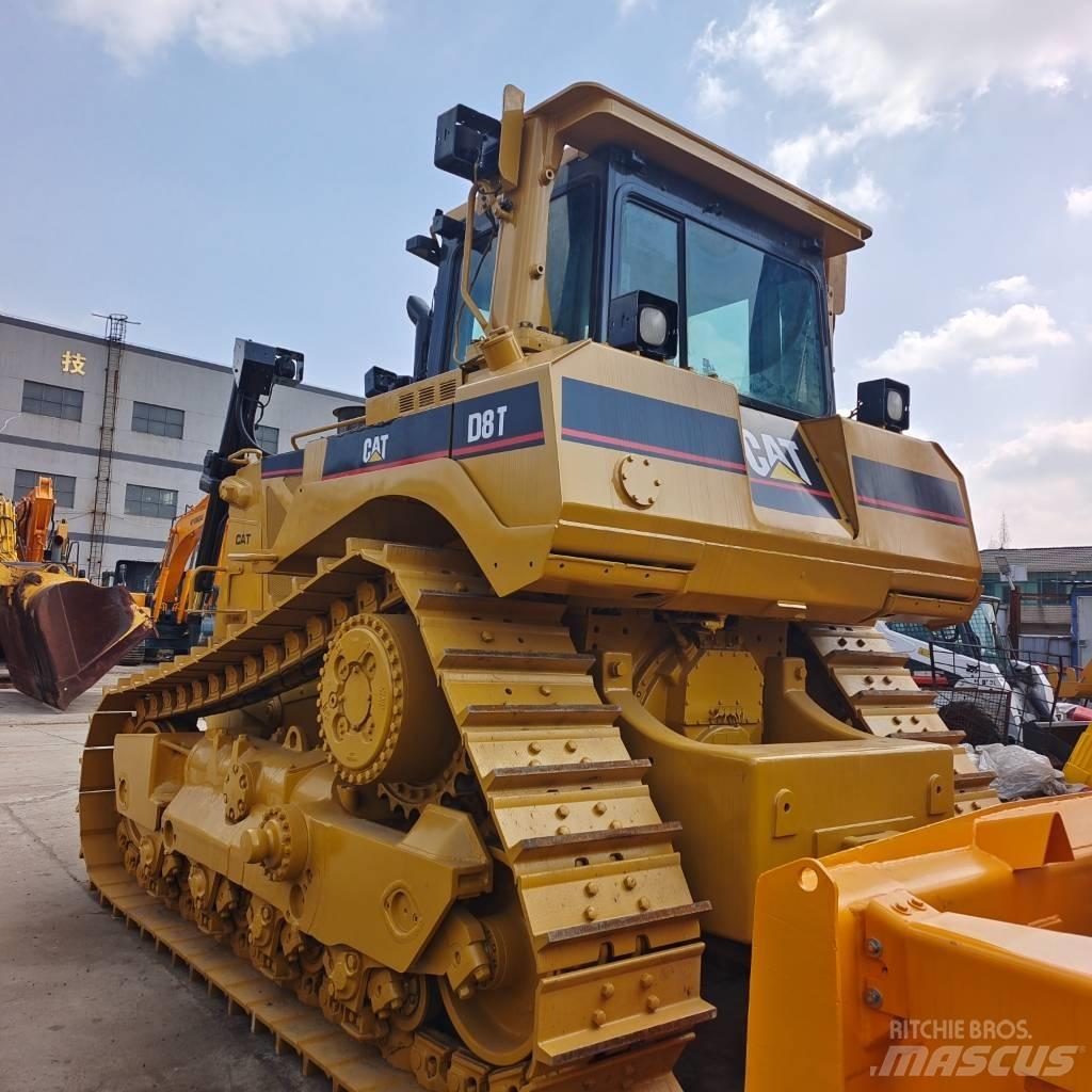 CAT D 8 T Buldožeri guseničari
