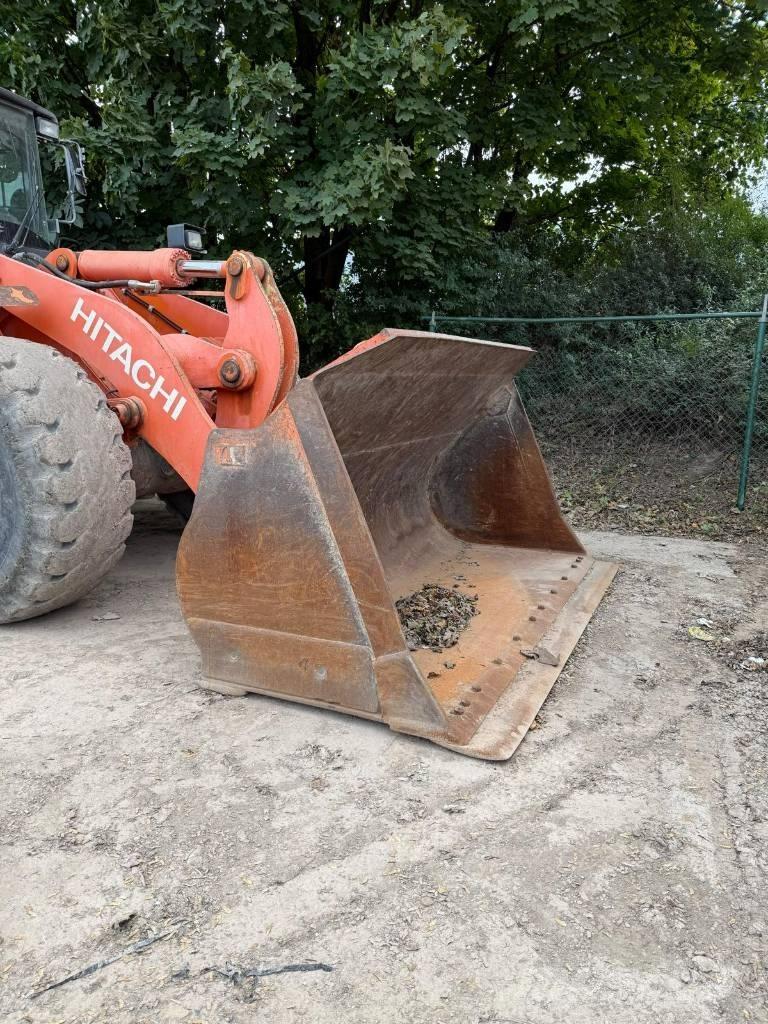 Hitachi ZW 250 Utovarivači na točkove