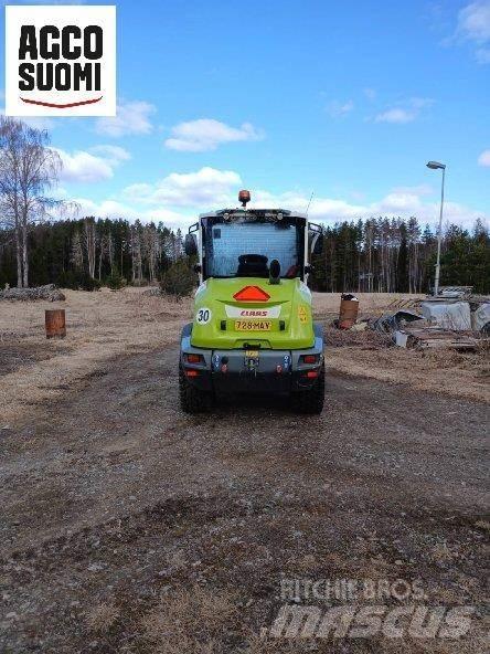 CLAAS 535 TORION Traktori