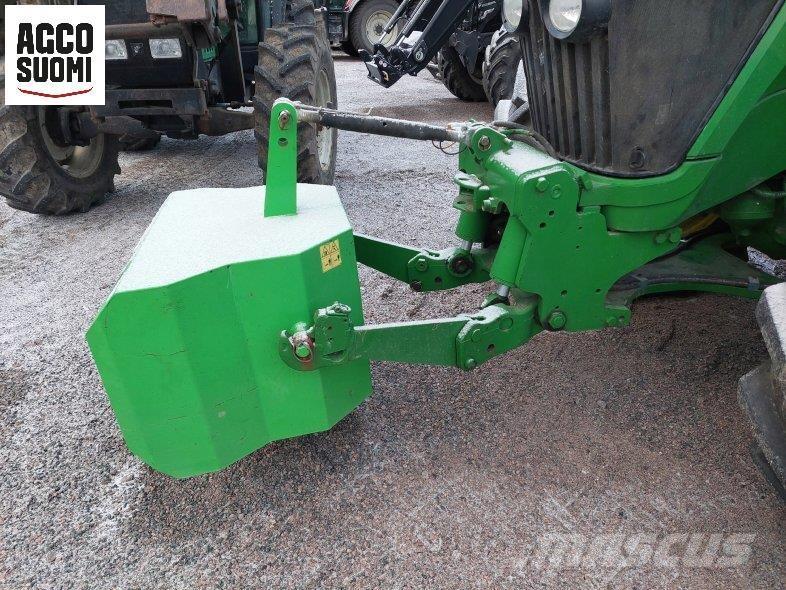 John Deere 7930 Traktori