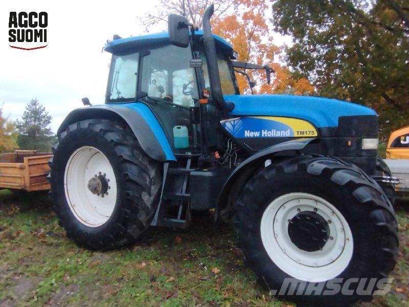 New Holland TM175 Traktori