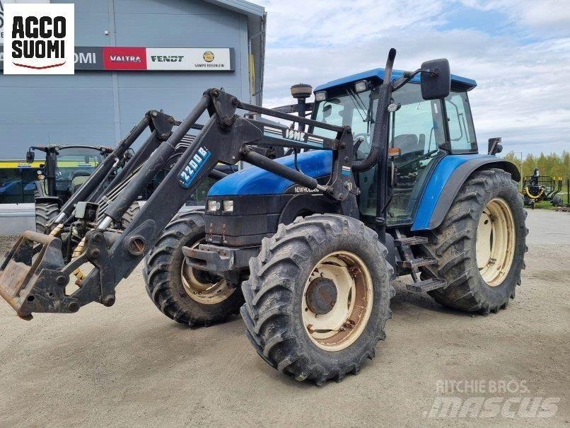 New Holland TS115 Traktori