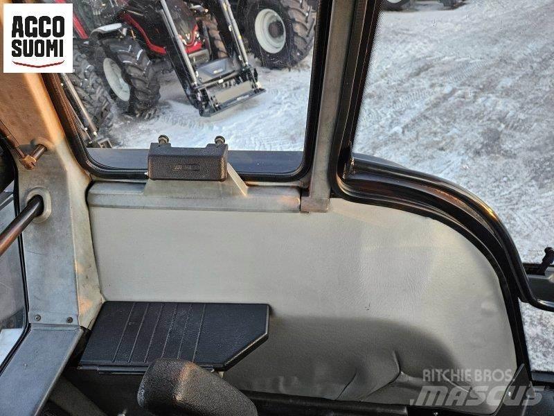Valmet 8100 Traktori