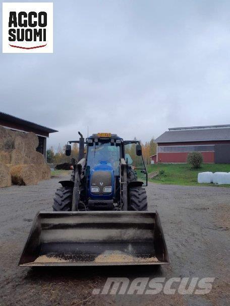 Valtra A92 Traktori