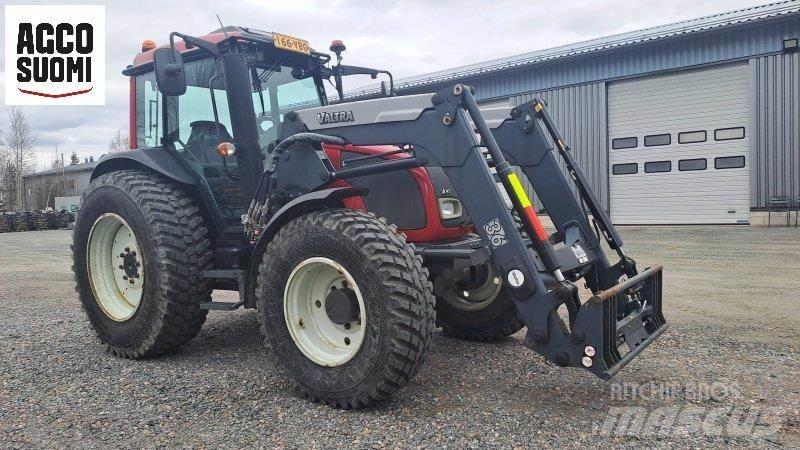 Valtra A93 HT Traktori