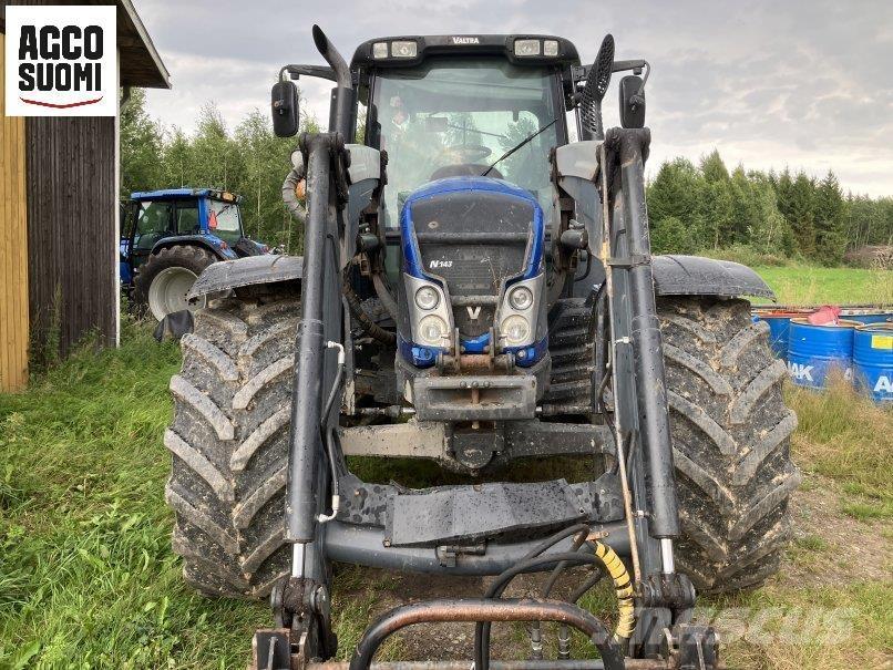 Valtra N143 HITECH Traktori