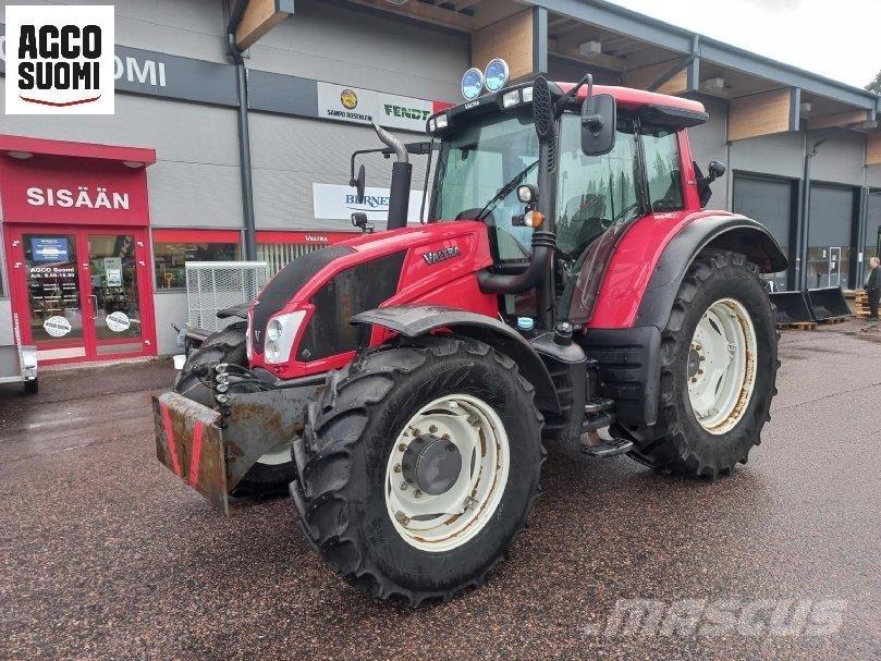 Valtra N163 DIRECT Traktori