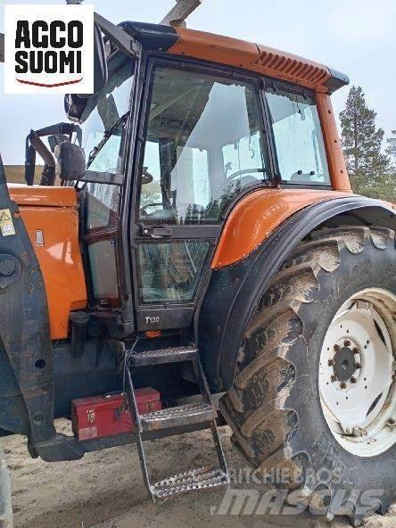 Valtra T130 CH Traktori