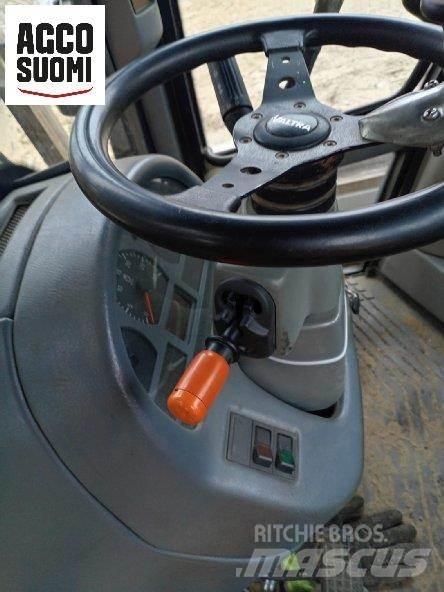 Valtra T130 CH Traktori