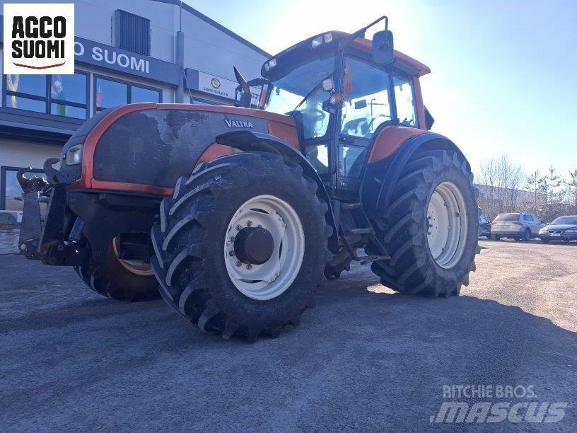 Valtra T150 Traktori