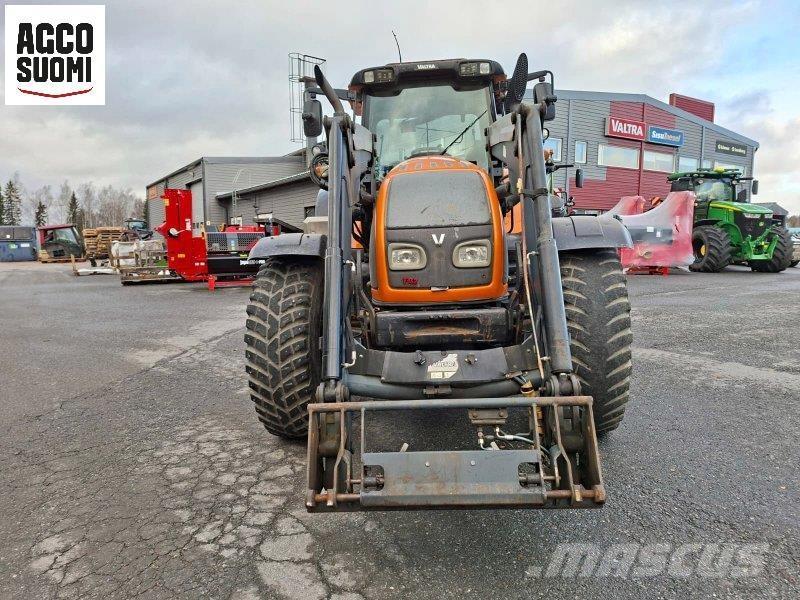 Valtra T162 DIRECT Traktori
